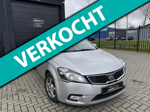 Kia Cee'd 1.4 CVVT Navigator Plus Pack Airco Facelift Camera