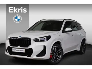 BMW X1 xDrive25e | M Sportpakket Pro | Trekhaak Elektrisch | Stuur- en stoelverwarming | Stoelen Ele