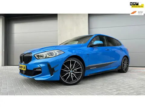 BMW 1-serie 118i High Exe M Sport, BTW Auto, LED, Sportstoelen