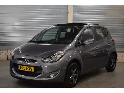 Hyundai Ix20 1.6i i-Catcher + Panoramadak|Navigatie|Bluetooth|Camera|Trekhaak|