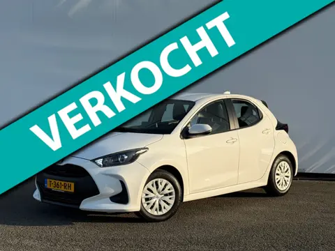 Toyota Yaris 1.5 Hybrid Active !! VERKOCHT !!
