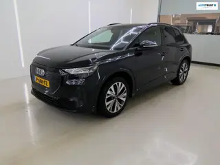 Audi Q4 e-tron 40 Launch edition Advanced+ 77 kWh 1E EIG ORG NL|MATRIXLED|CAMERA|AMBIENT.LIGHT|V.COC