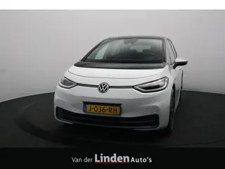 Volkswagen ID.3 First Plus 58 kWh SOH 93,5% | IQ Light | Navigatie | Camera | Stoel/Stuurverwarming