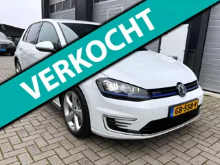 Volkswagen Golf 1.4 TSI GTE - Navigatie - LED - Bluetooth - PDC - Cruise Control - 17" - Zeer nette 