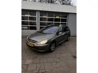 Peugeot 307 SW 2.0 16V Navtech - Export - Panoramadak - Climate Control - 7 Pers.