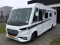 Knaus R12 LIVE 700 MEG