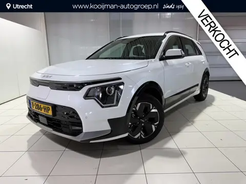 Kia Niro EV DynamicLine 64.8 kWh Stoel verwarming, Apple Carplay/Android Auto, Navigatie, Camera.