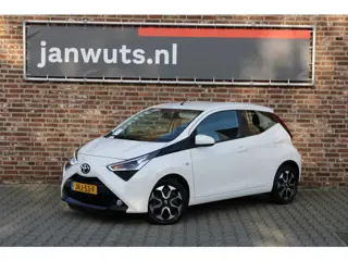 Toyota Aygo 1.0 VVT-i X-Joy (bj 2021)