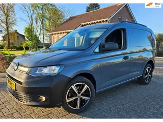 Volkswagen Caddy 1.5 TSI met Airco, PDC, Trekhaak, LM Velgen Stoelverwarming, Etc.
