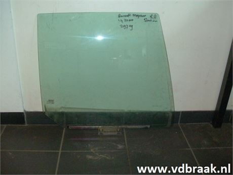 Renault Megane Break 1999-2002  Portierraam rechts achter