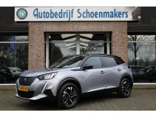 Peugeot e-2008 EV GT 50 kWh TREKHAAK-AFN PANO CARPLAY STOELVER. CRUISE 360-CAMERA HALF-LEER CRUISE C