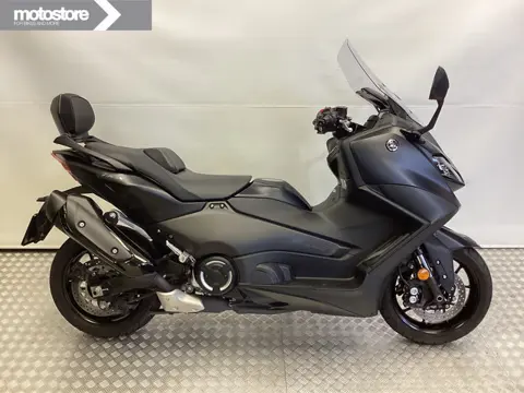Yamaha T-MAX 560 (bj 2023, automaat)