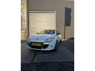 Renault Mégane Coupé 1.4 TCe Bose | Keyless go & entry | APK | Leder