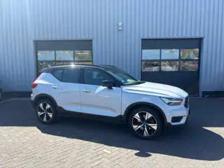 VOLVO XC40 1.5 T5 Recharge R-design 262 PK Camera I Harman/Kardon I All-in prijs!
