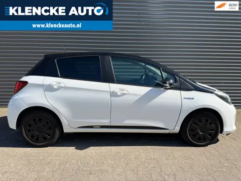 Toyota Yaris 1.5 Hybrid 34.387km Automaat Keyless start Climate ctrl Achteruitrijcamera Nette staat