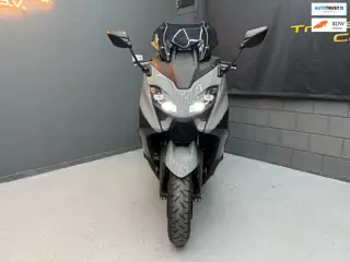 Yamaha Scooter TMAX 560 ABS vol J Costa