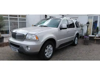 Lincoln AVIATOR 4.6 V8 Automaat 4X4 6 Zitter met Leder Prachtige en top onderhouden auto