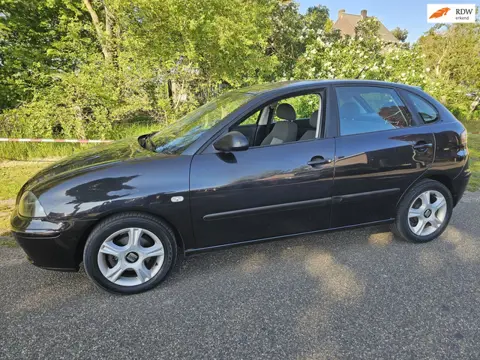 Seat Ibiza 1.4-16V Stella