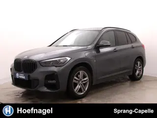 BMW X1 XDrive25e M Sport High Executive | Trekhaak | Schuifdak | HeadUp Display | Adaptive Cruise | 