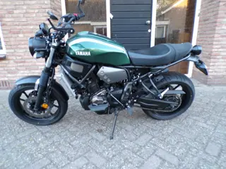 Yamaha Tour XSR700
