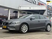 Volvo V40 1.6 T3 Momentum-Leder-Navi