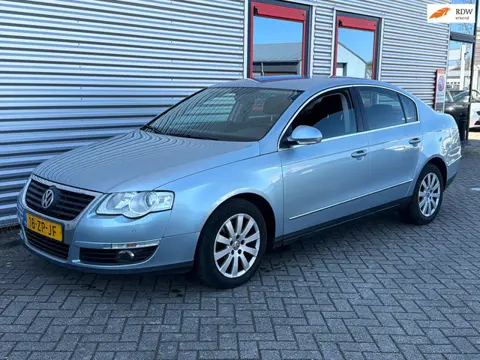 Volkswagen Passat 2.0 TDI Comfortline Sedan