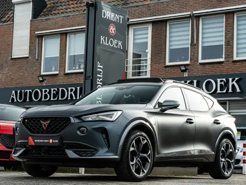 CUPRA Formentor 1.4 e-Hybrid VZ Performance MAT GRIJS SCHAALSTOELEN CAMERA 19 INCH BLACK OPTIC