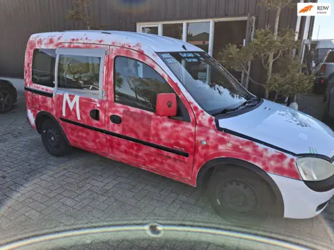 Opel Combo tour 1.6 8v