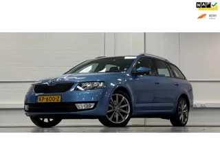 Skoda Octavia Combi 1.0 TSI Greentech Ambition Business 18"LM Trekhaak Navi NL Mooi!