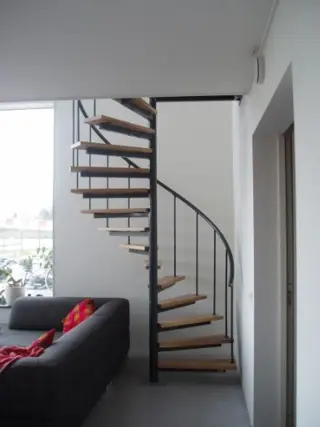 Spiltrap leuning op maat gemaakt