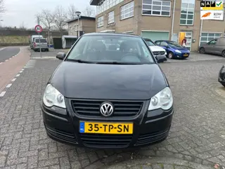 Volkswagen Polo 1.4-16V Optive nieuwe apk.