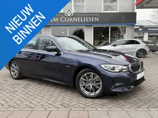 BMW 3-serie Touring 320e SOH 90% Laser Stoelverw. Leder