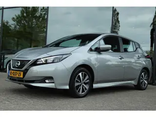 NISSAN LEAF ACENTA 40 KWH SOH 92% | CARPLAY | CAMERA | CRUISE | KEY-LESS | PRIVACY | DAB