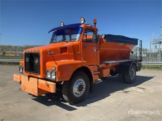 Volvo N7 4x2 Salt Spreader (bj 1977)