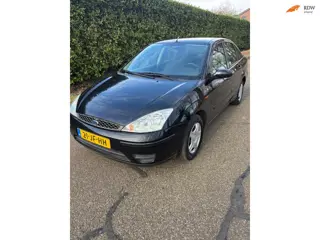 Ford Focus 1.4-16V Cool Edition 184000 km nap