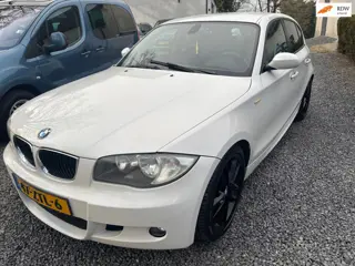 BMW 1-serie 118i M PAKKET ZEER MOOIE BMW