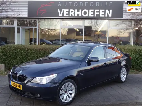 BMW 5-serie 540i High Executive - LEES TEKST - AUTOMAAT - PANORAMADAK - STOEL VERW !