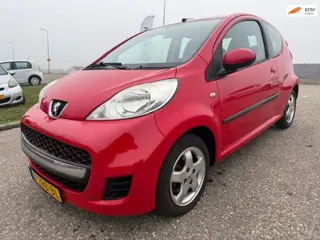 Peugeot 107 1.0-12V XR Airco Stuurbekrachtiging 1Eigenaar APK