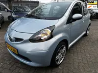 Toyota Aygo 1.0-12V +