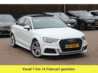 Audi A3 Limousine 35 TFSI CoD Sport S Line Edition / Panoramadak / Virtual Cockpit / Half leder / Na
