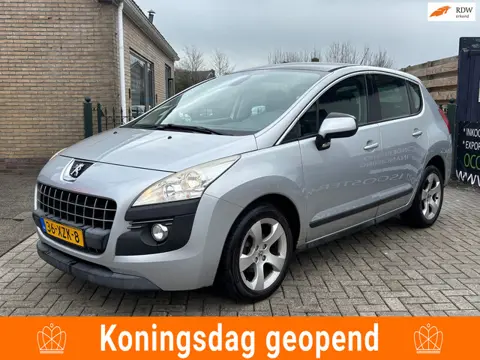 Peugeot 3008 1.6 VTi ST | pano | cruise | clima | trekhaak |