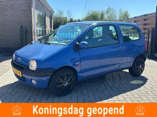 Renault Twingo 1.2-16V Hélios | AIRCO | ELECTRICE RAMEN | STUURBEKRACHTIGING | NW APK BIJ AFLEVERING