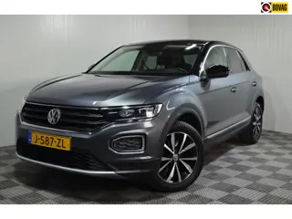 Volkswagen T-Roc 1.5 TSI Sport / Virt.Cock. / Camera / Stoelverw./ Led / Adap.Cruise / Pdc