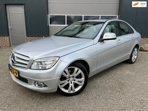 Mercedes-Benz C-klasse 200 K Elegance-Panorama-Automaat-Clima-Navi-Bluetooth!