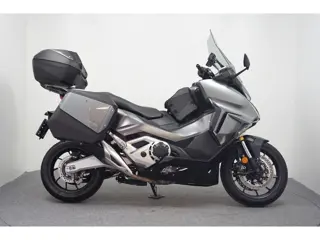 Honda FORZA 750 GERESERVEERD AG (bj 2024)