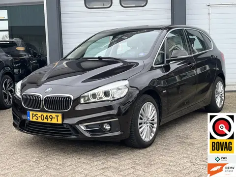 BMW 2-serie Active Tourer 220i High Executive luxury line Standkachel Head up Keyless