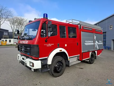 Mercedes-Benz 1224 AF / 4X4 / GERMAN FIRE TRUCK / 9 PERSONS / ONLY:118655 KM / FULL-STEEL / DRUM BRA