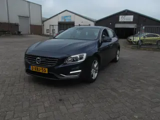 Volvo V60 2.0 T5 Summum (bj 2014, automaat)
