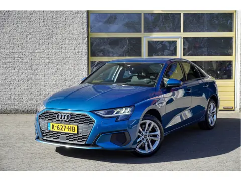 Audi A3 Limousine 30 TFSI Pro Line BJ2021 Lmv 17" | Led | Pdc | App-Connect | Virtual cockpit | Clim