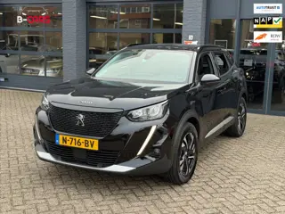 Peugeot E-2008 EV Allure Pack 50 kWh Lineass|Camera|Carplay